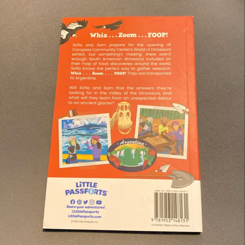 World of Dinosaurs (Little Passports: Sam & Sofia's Scooter Stories, No. 11)