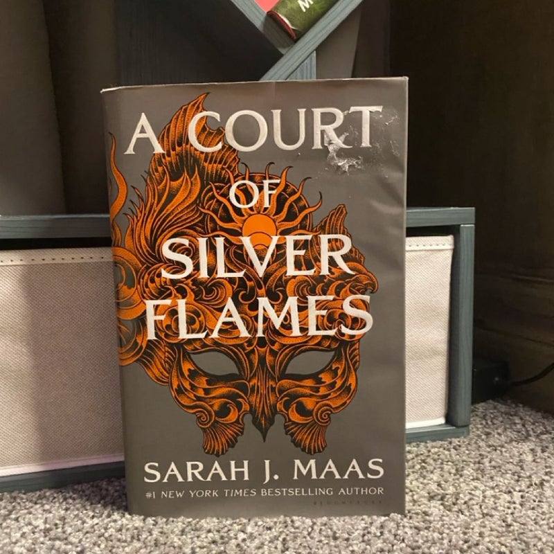 A Court of Silver Flames