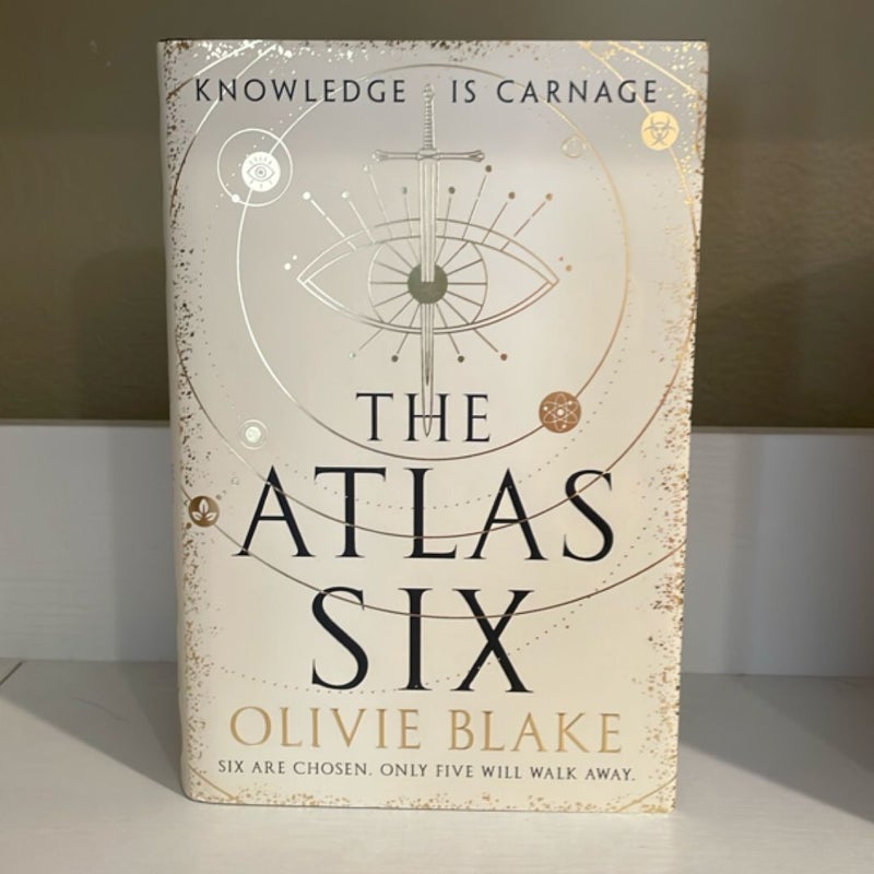 The Atlas Six (SIGNED FAIRYLOOT EDITION)