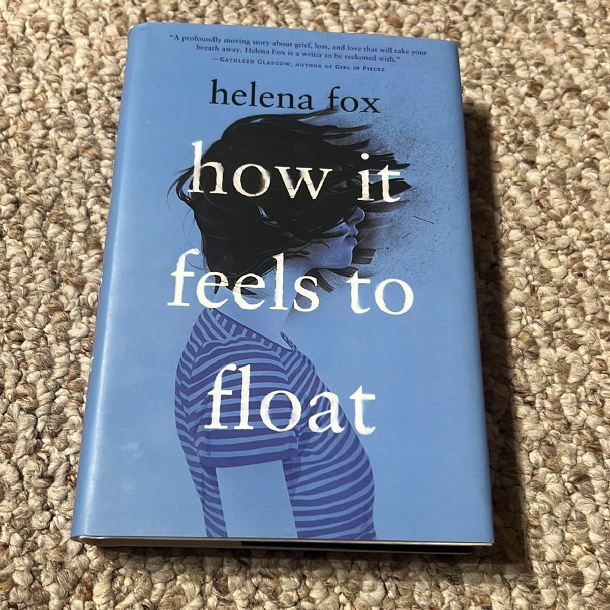 How It Feels to Float by Helena Fox, Hardcover Pangobooks