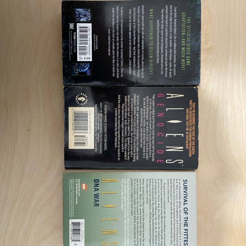 Alien bundle of (11) books (#1-#5, vs. Predator Trilogy + 3 others)
