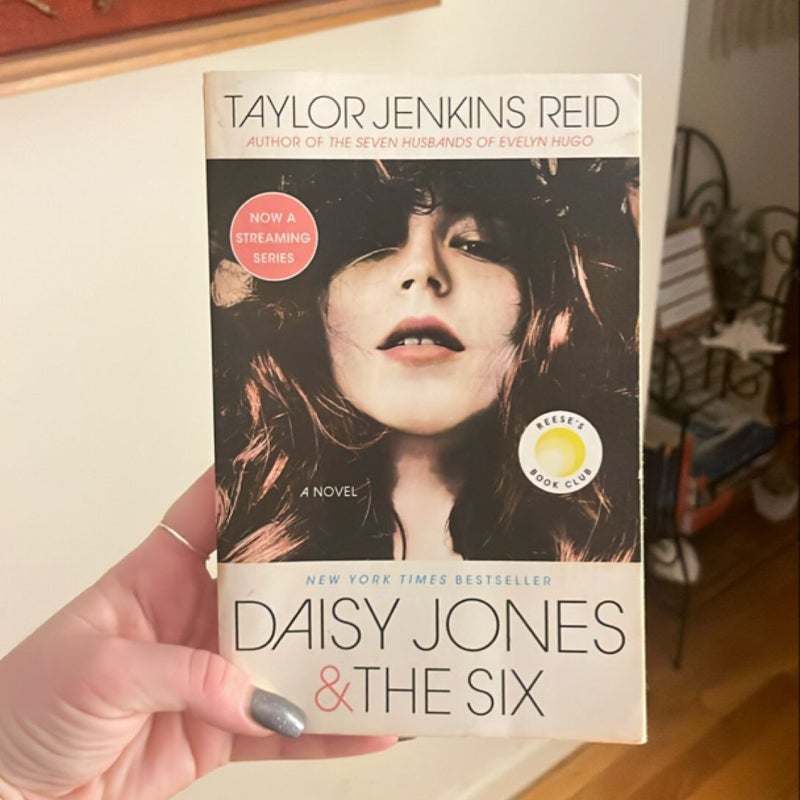 Daisy Jones and the Six