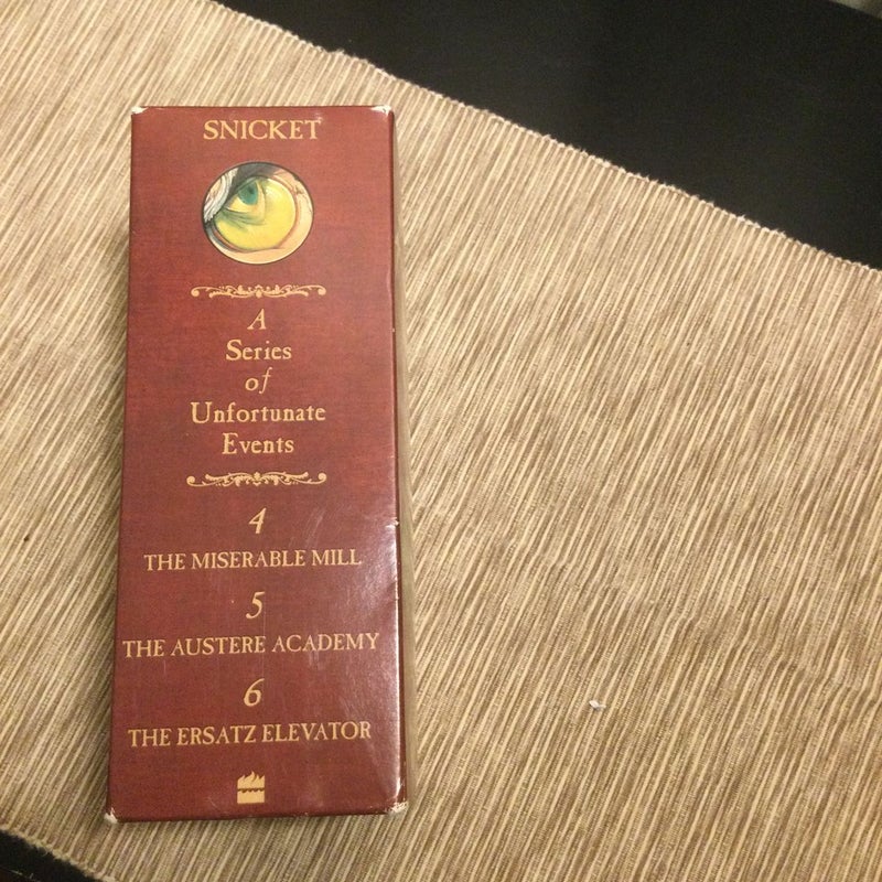 A Series of Unfortunate Events Boxed Set of 3 Books  (Books 4-6)  