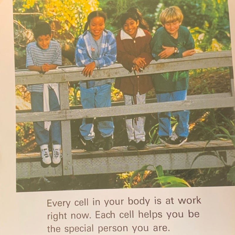 Incredible Cells vintage 1999 educational children’s science book