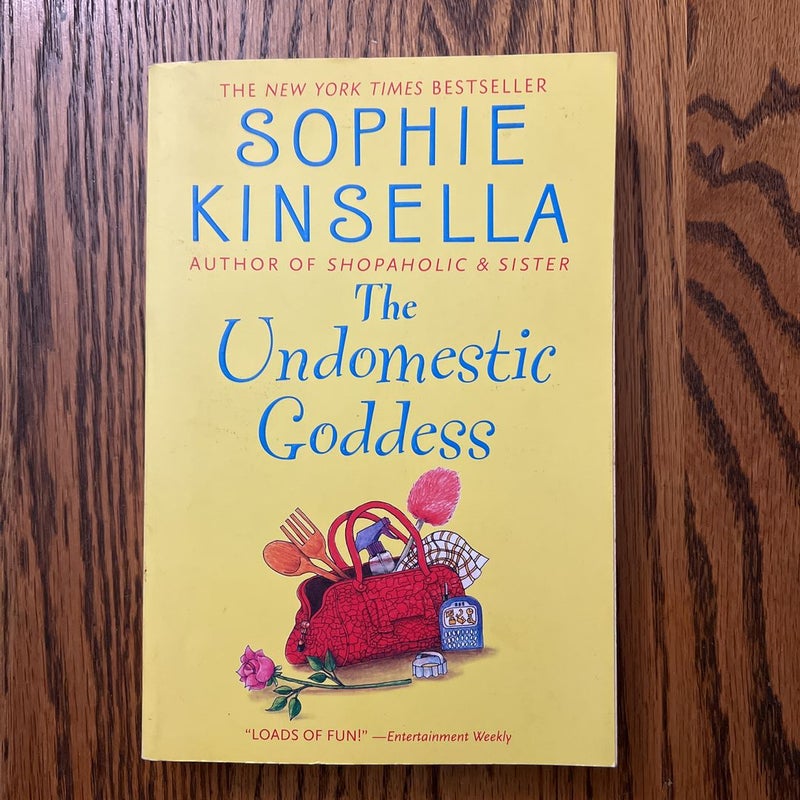 The Undomestic Goddess by Sophie Kinsella, Paperback | Pangobooks