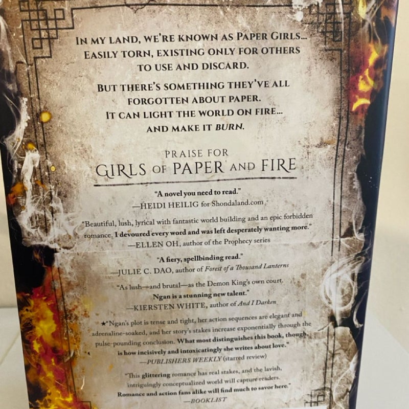 Girls of Paper and Fire (Signed Owlcrate Edition)