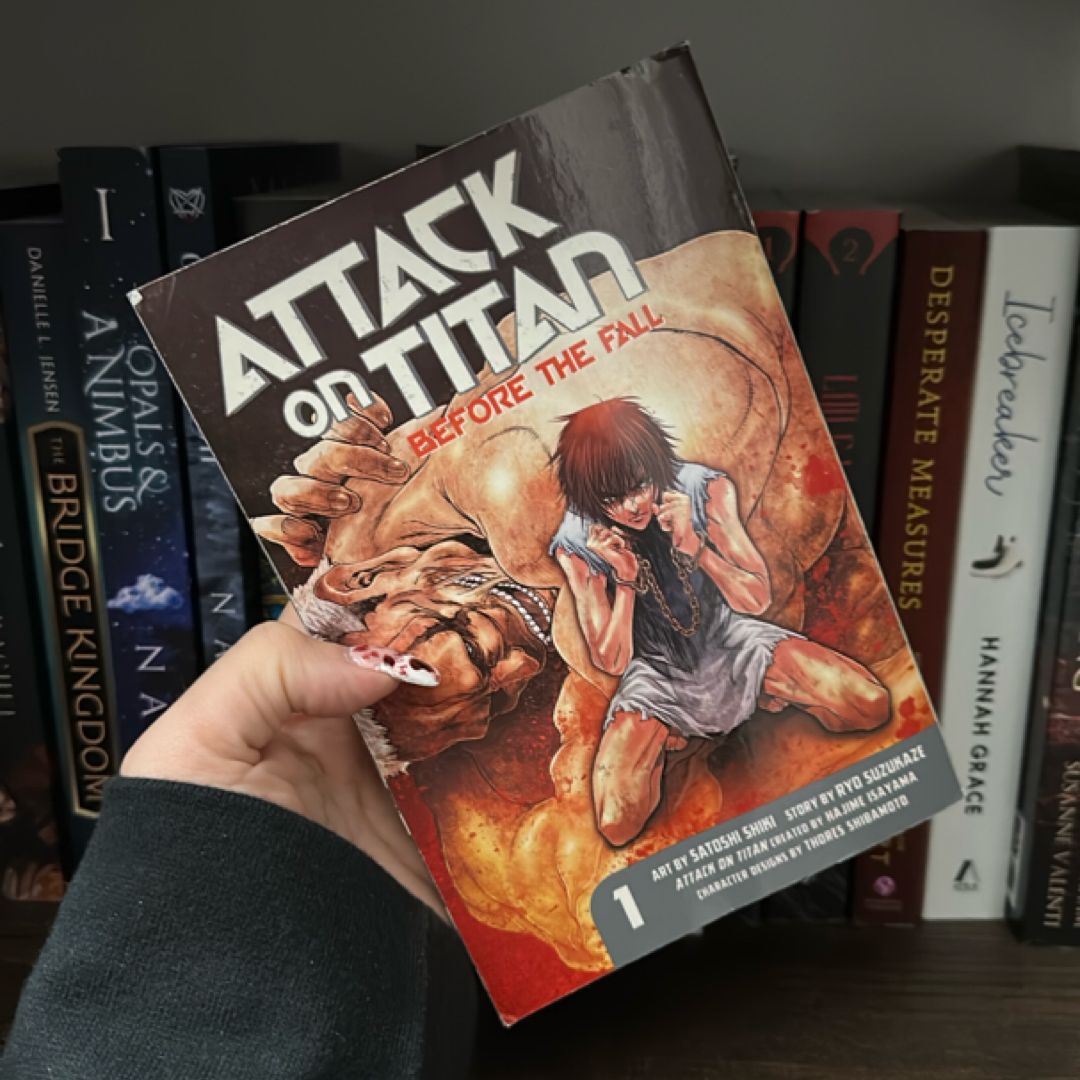 Attack on Titan: Before the Fall 1 by Ryo Suzukaze