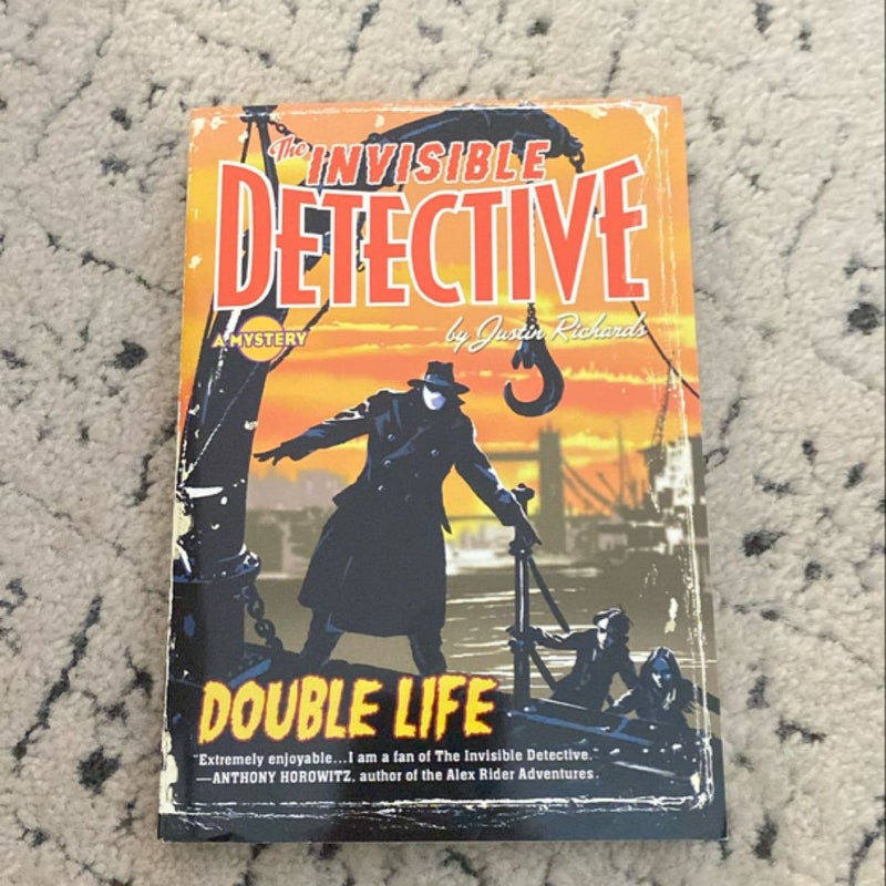 The Invisible Detective