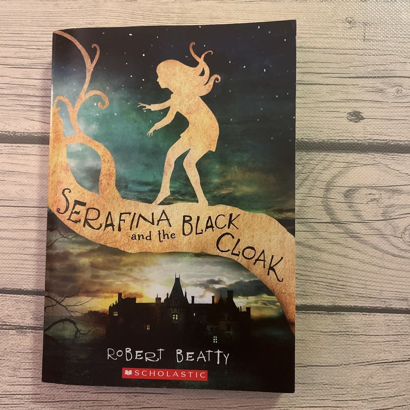 Serafina and the Black cloak