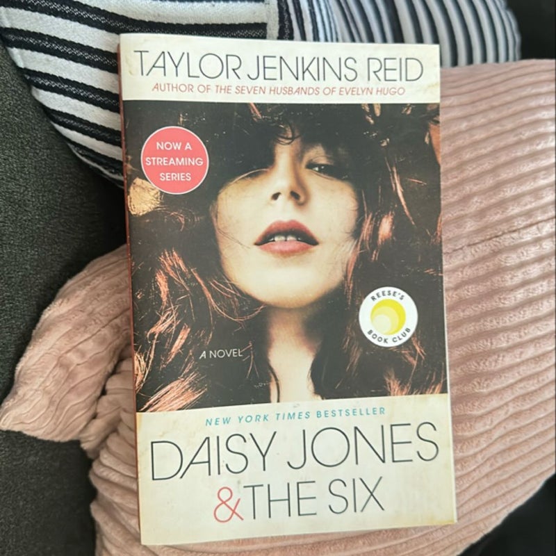 Daisy Jones and the Six