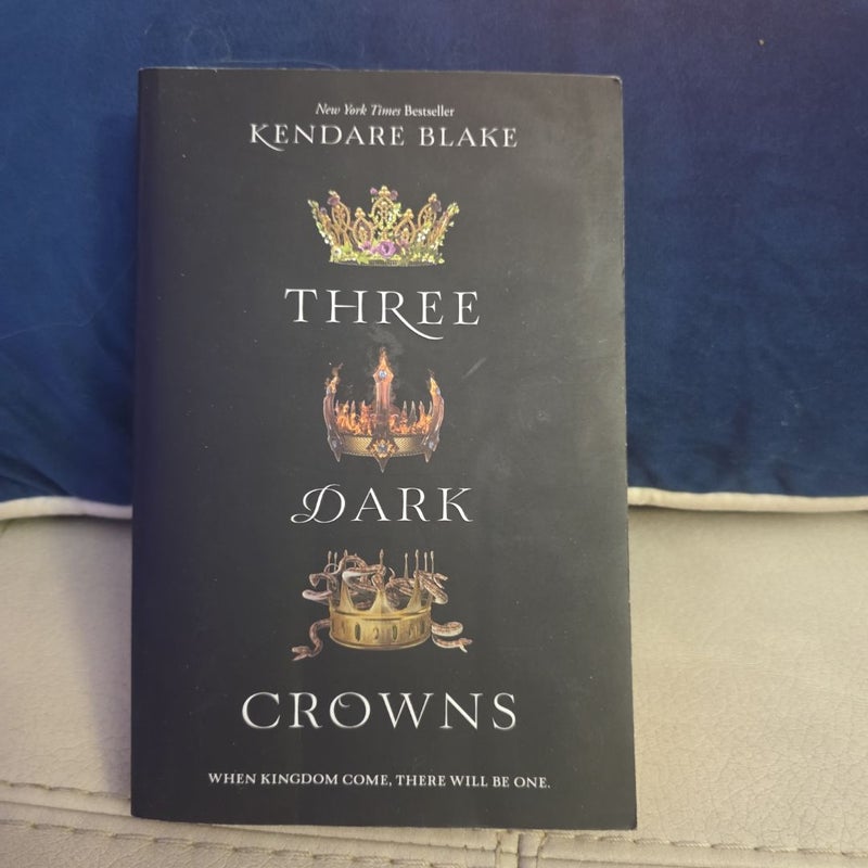 Three Dark Crowns