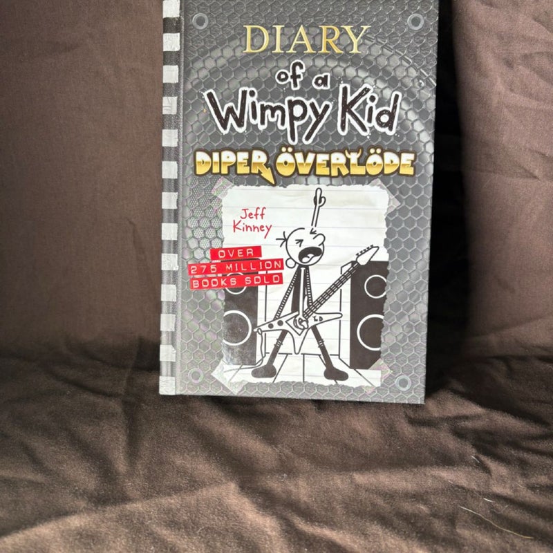 Diper Överlöde (Diary of a Wimpy Kid Book 17)