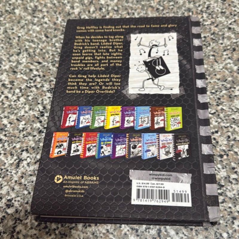 Diper Överlöde (Diary of a Wimpy Kid Book 17)