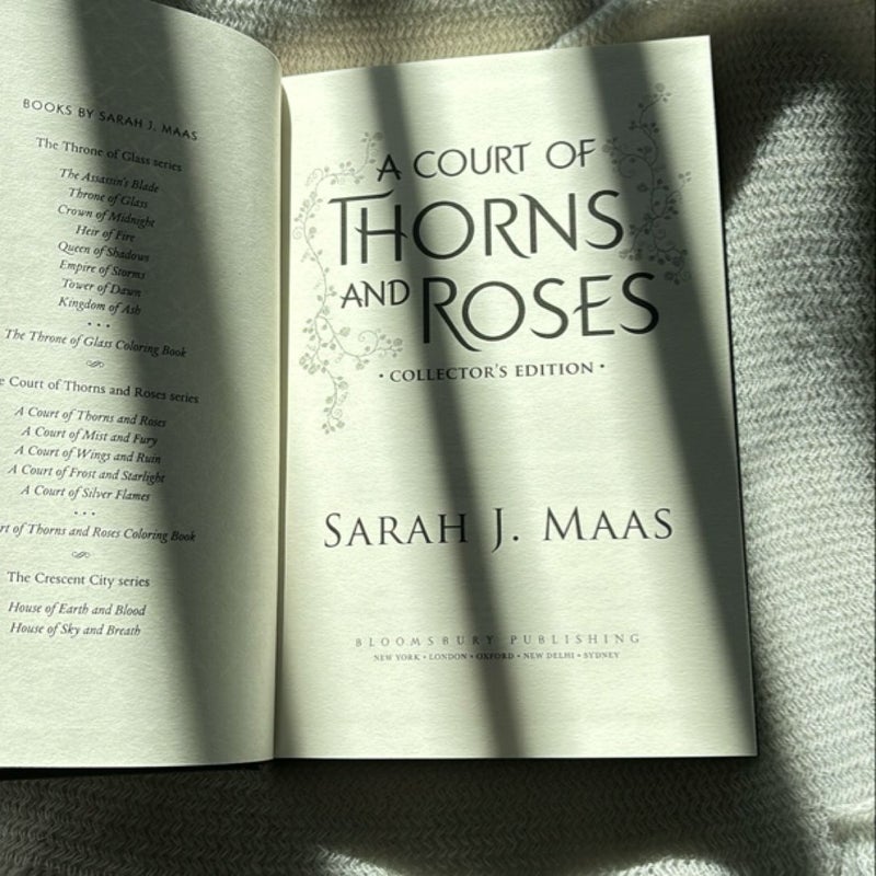 A Court of Thorns and Roses Collector's Edition