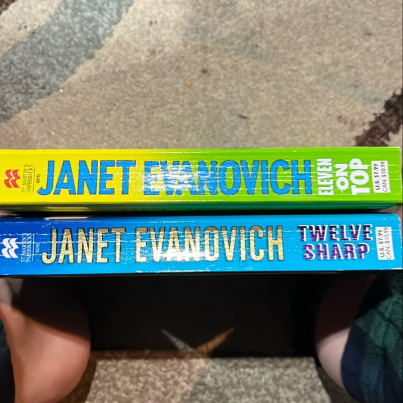 Janet Evanovich bundle of two books