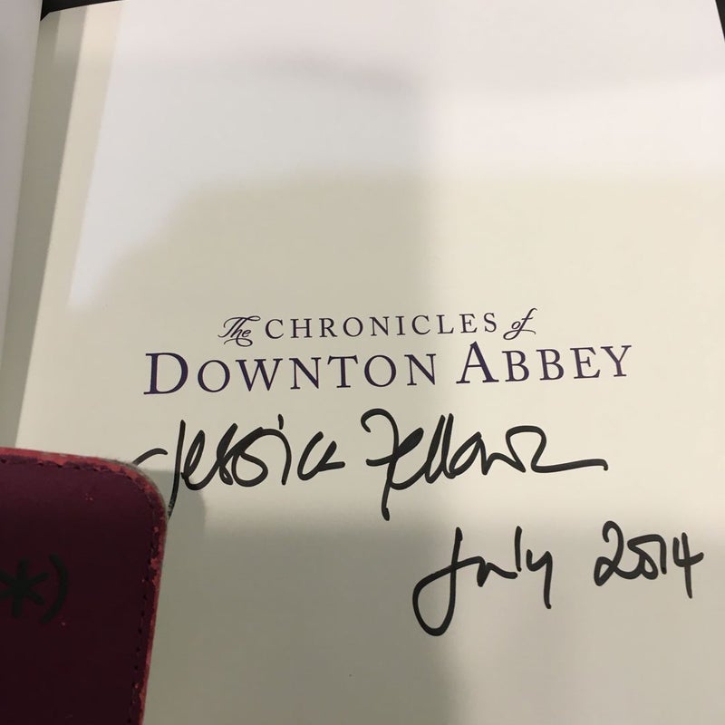 The Chronicles of Downton Abbey (Official Series 3 TV Tie-In)