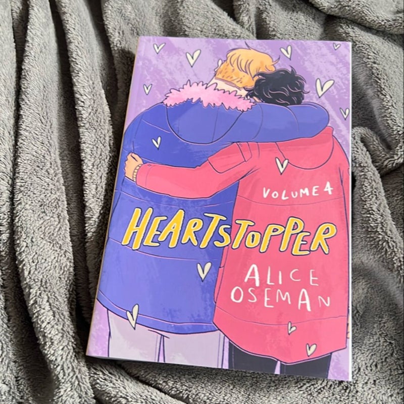 Heartstopper: Volume 4: a Graphic Novel