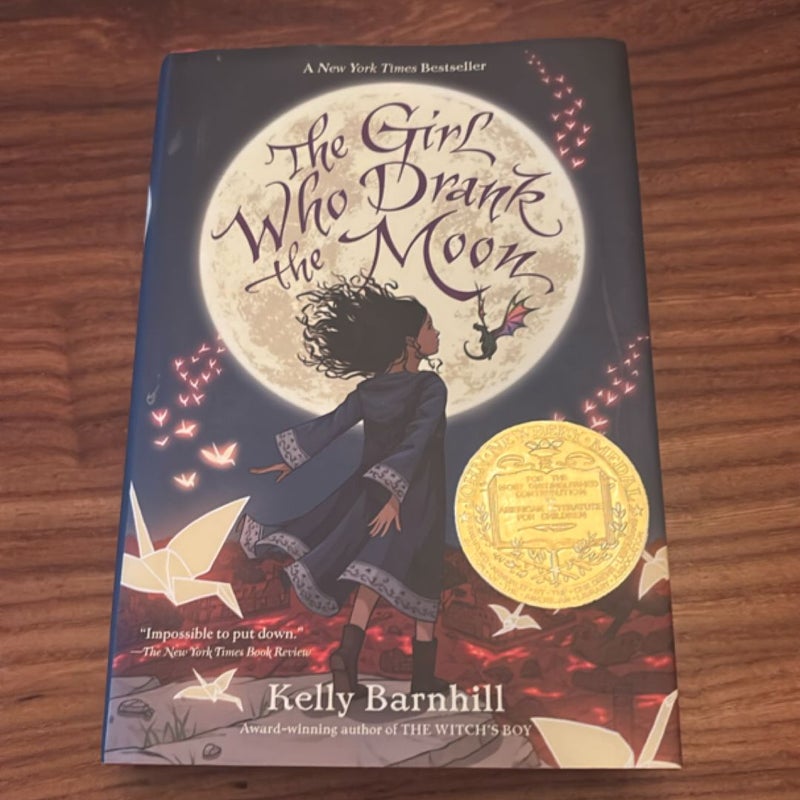 The Girl Who Drank the Moon (Winner of the 2017 Newbery Medal)