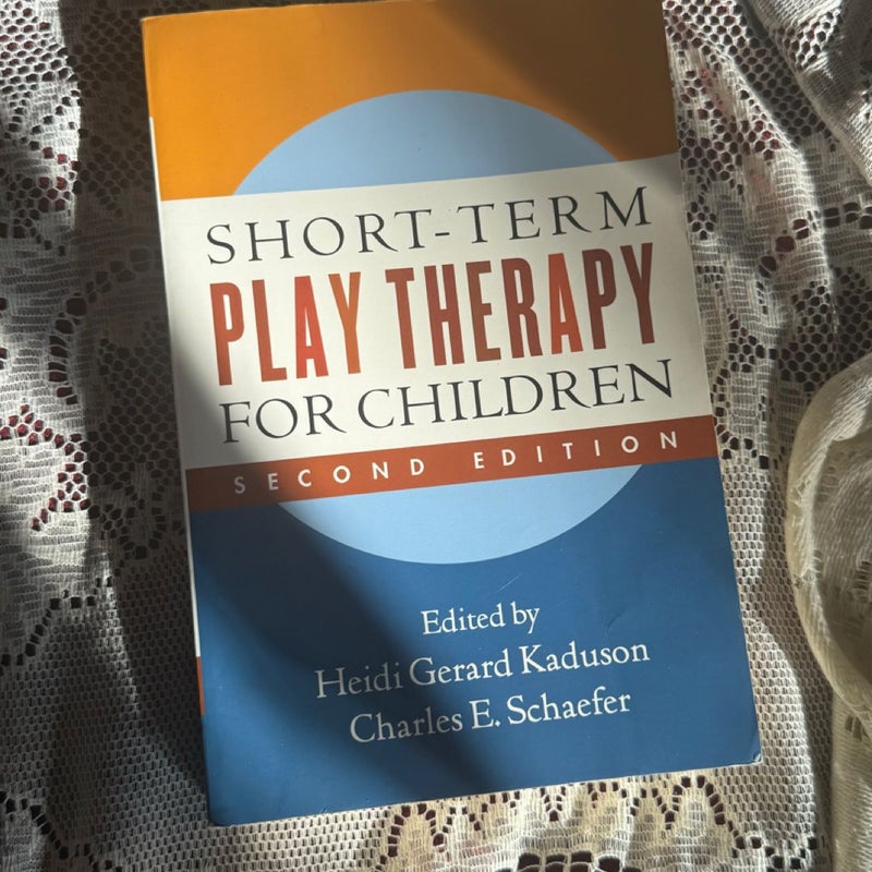 Short-Term Play Therapy for Children 