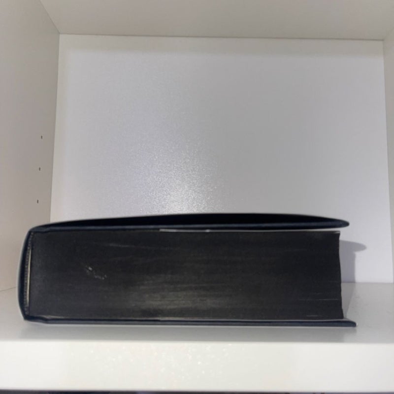Iron Flame with Sprayed Edges US printed
