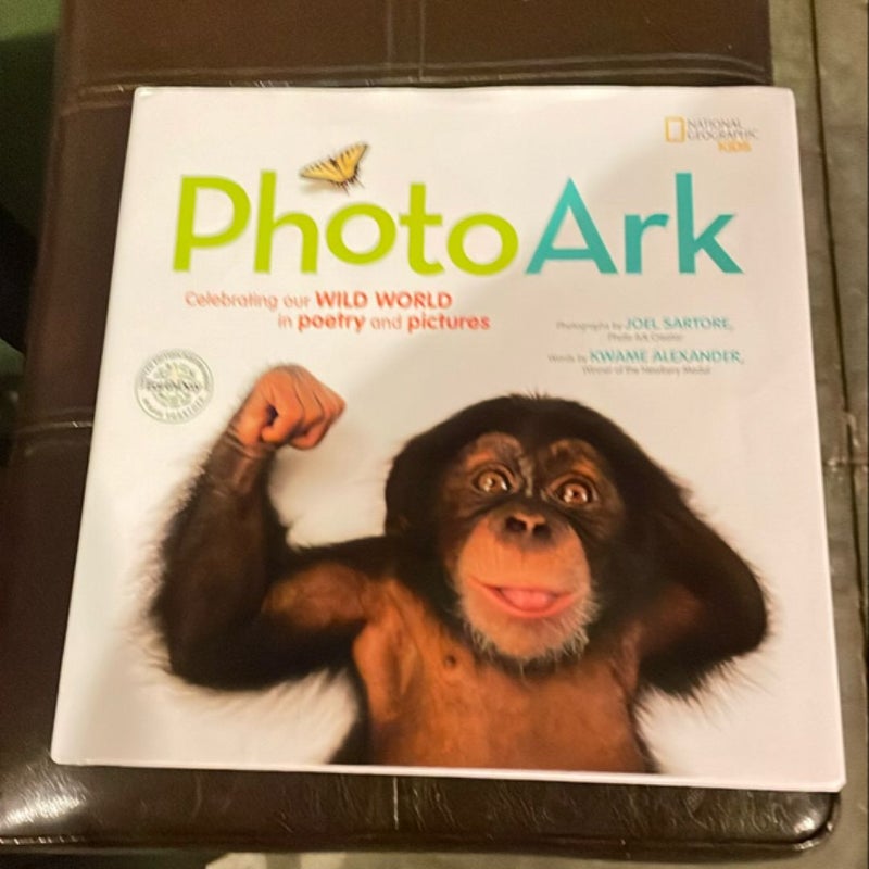 National Geographic Kids Photo Ark (Limited Earth Day Edition)