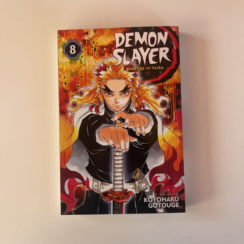 Demon Slayer - Kimetsu No Yaiba Vol. 8