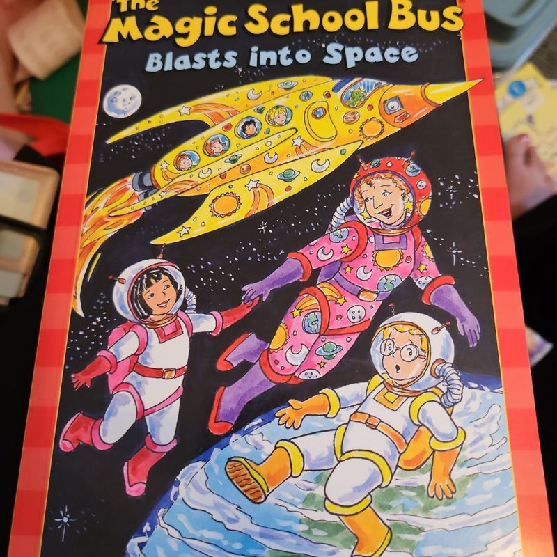 The Magic School Bus Blasts into Space