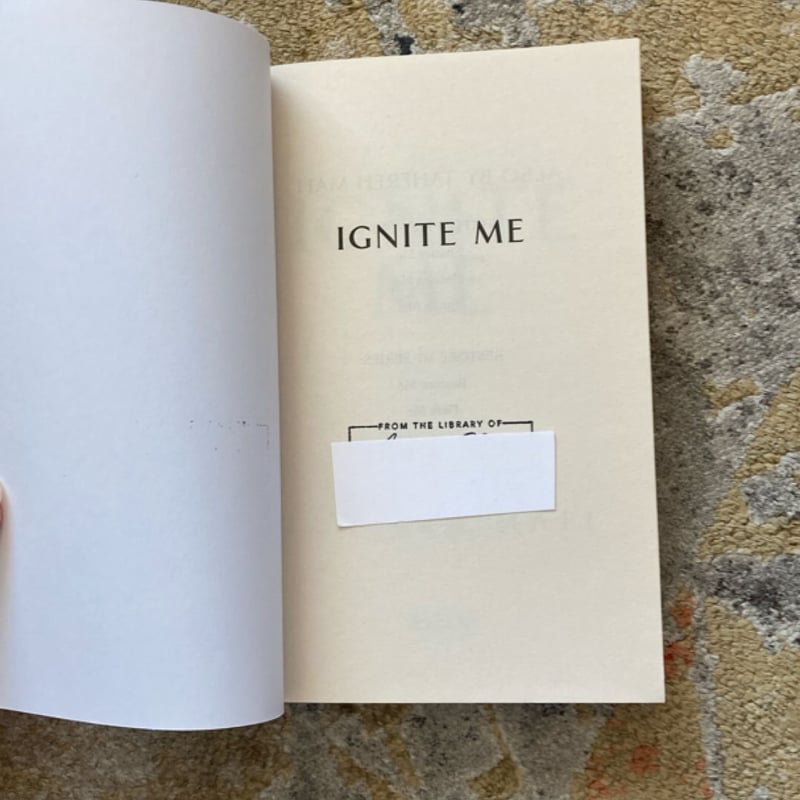 Ignite Me by Tahereh Mafi, Paperback | Pangobooks