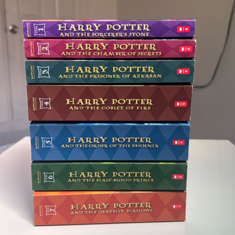Harry Potter Paperback Boxset #1-7