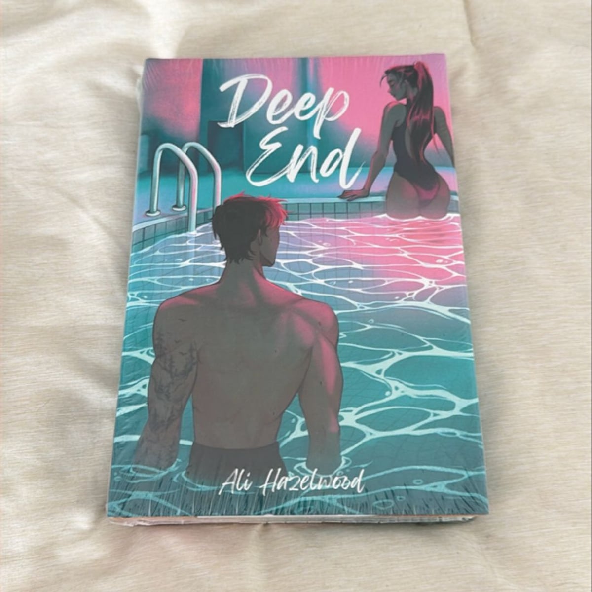 Deep End by Ali Hazelwood, Hardcover | Pangobooks