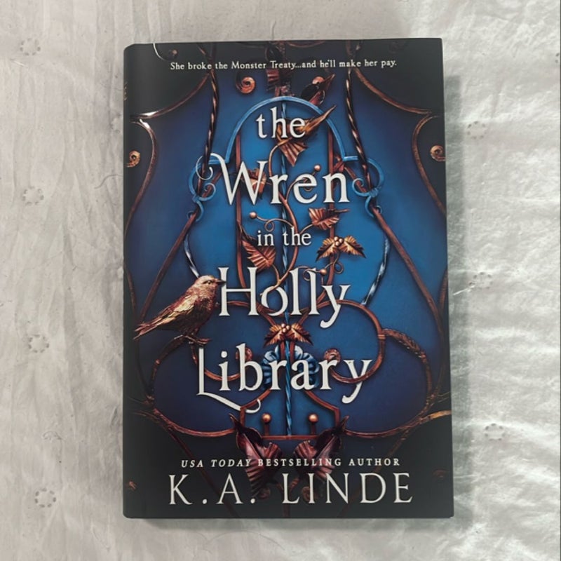 The Wren in the Holly Library (Deluxe Limited Edition)