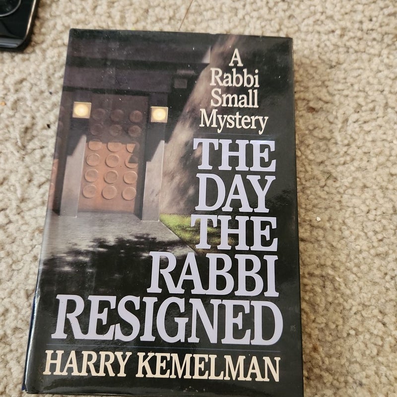 A rabbi small  mystery 