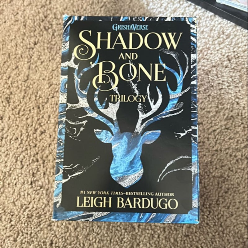 The Shadow and Bone Trilogy Boxed Set