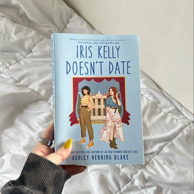 Iris Kelly Doesn't Date