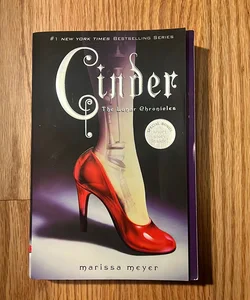 Cinder, with bonus short story! 