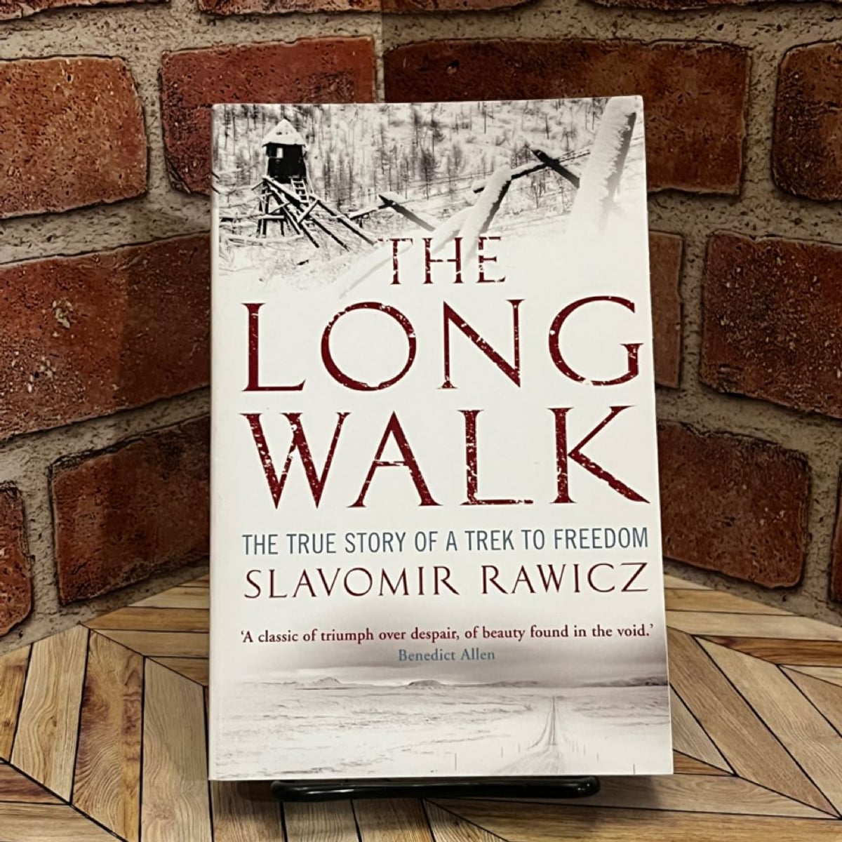 The Long Walk by Slavomir Rawicz
