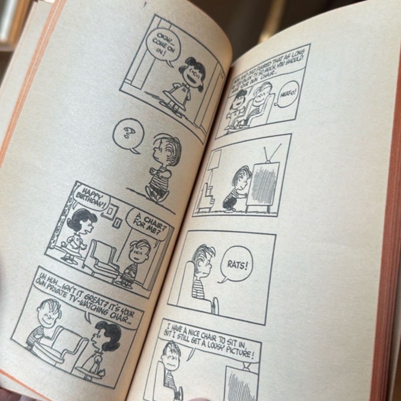 Peanuts Comic Books, Lot of 5