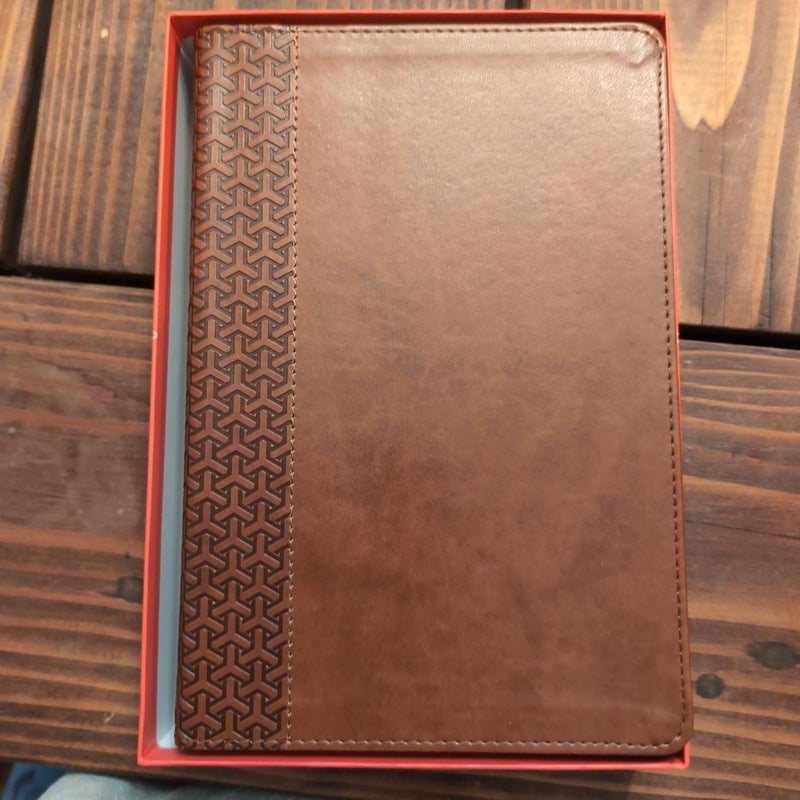 KJV Everyday Study Bible, British Tan LeatherTouch