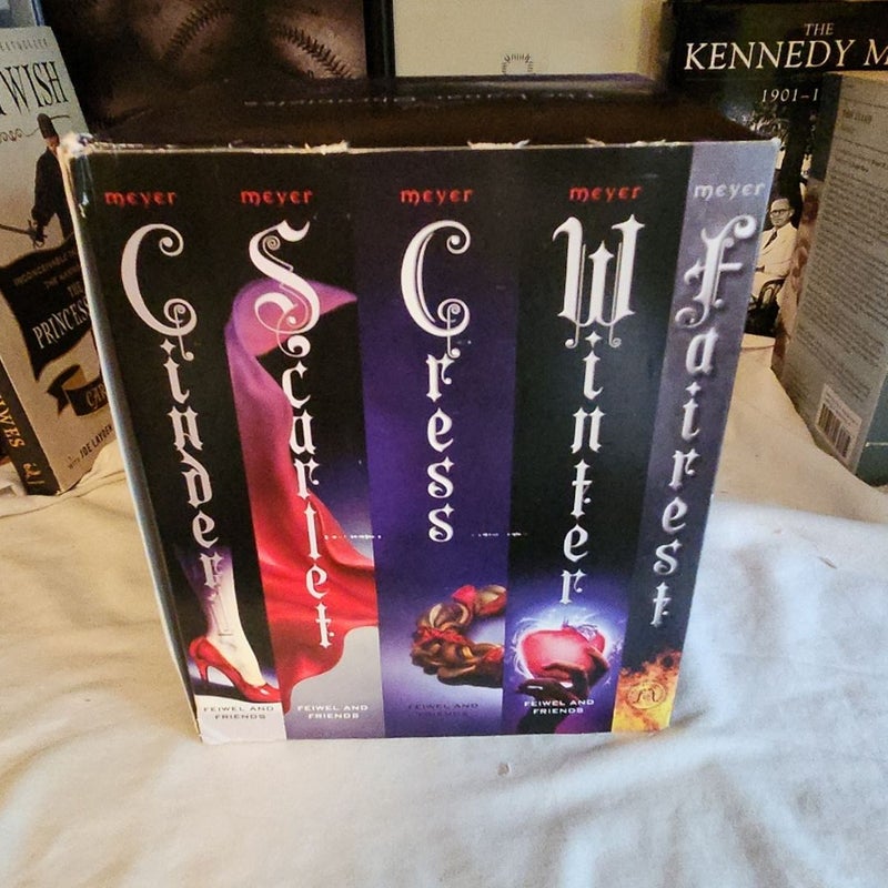 the lunar chronicles box set
