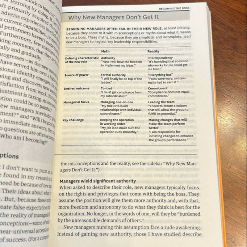 HBR's 10 Must Reads for New Managers (with Bonus Article How Managers Become Leaders by Michael D. Watkins) (HBR's 10 Must Reads)