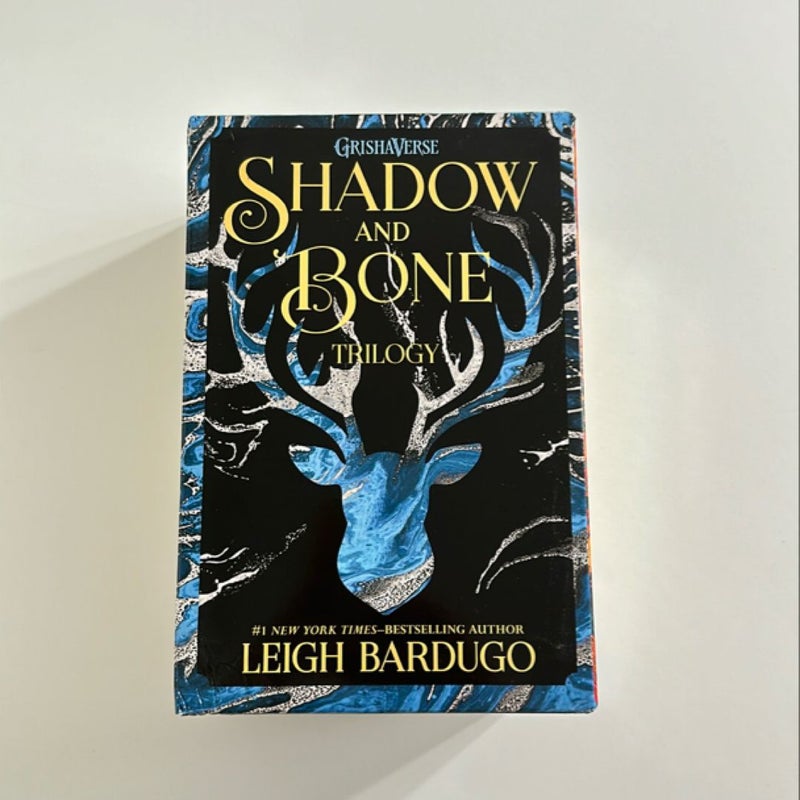 The Shadow and Bone Trilogy Boxed Set