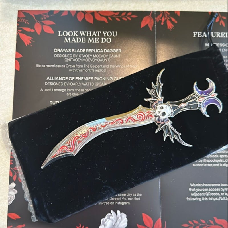 Oraya’s Blade Replica Dagger (Illumicrate Exclusive)