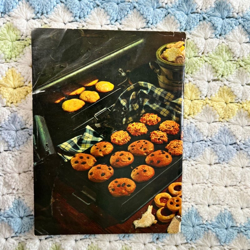 Good Housekeeping's Book of Cookies 1958