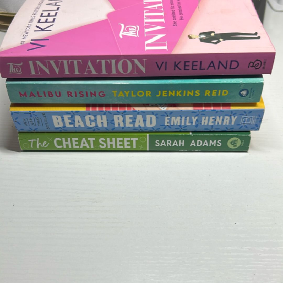 Bundle: 4 BOOKTOK Paperbacks