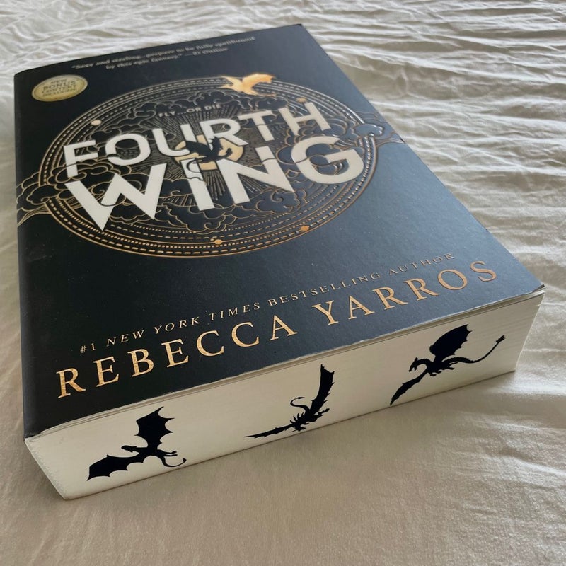 Fourth Wing (US Paperback)