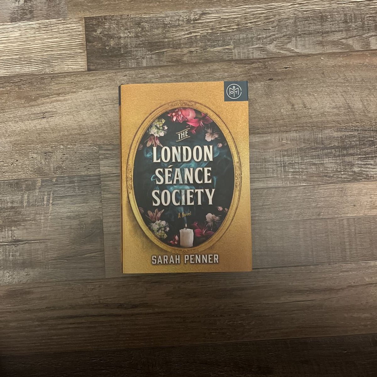 The London Séance Society by Sarah Penner, Hardcover Pangobooks