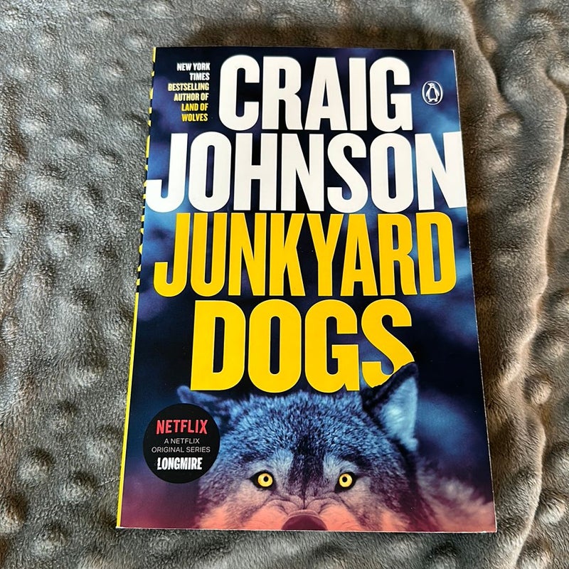 Junkyard Dogs by Craig Johnson, Paperback | Pangobooks