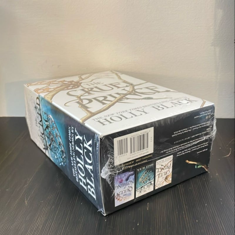 The Folk of the Air Complete Gift Set - SEALED, hardcovers (The Cruel Prince, The Wicked King, & The Queen of Nothing)