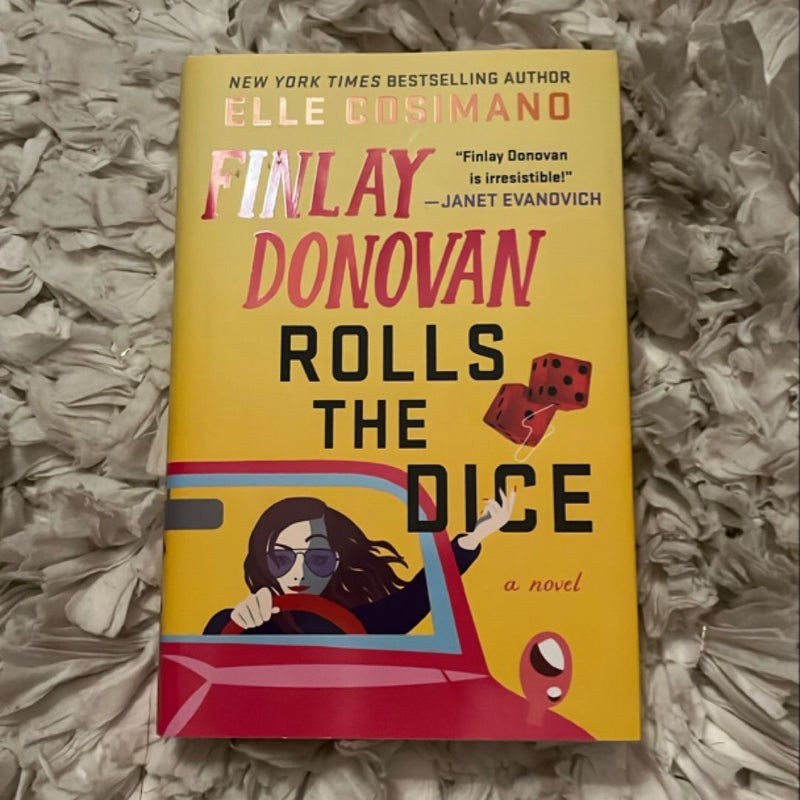 Finlay Donovan Rolls the Dice