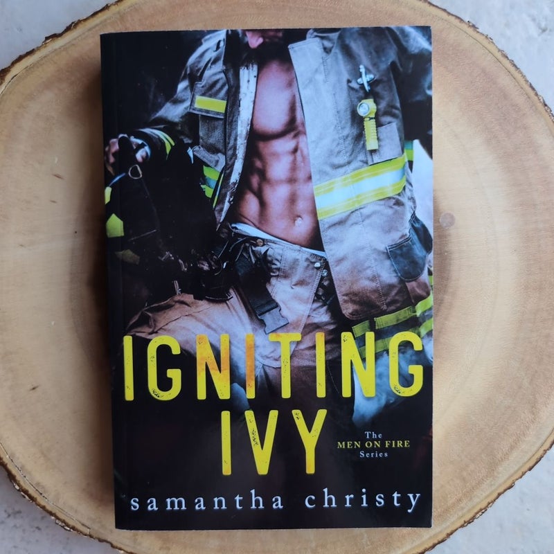 Igniting Ivy (the Men on Fire Series)